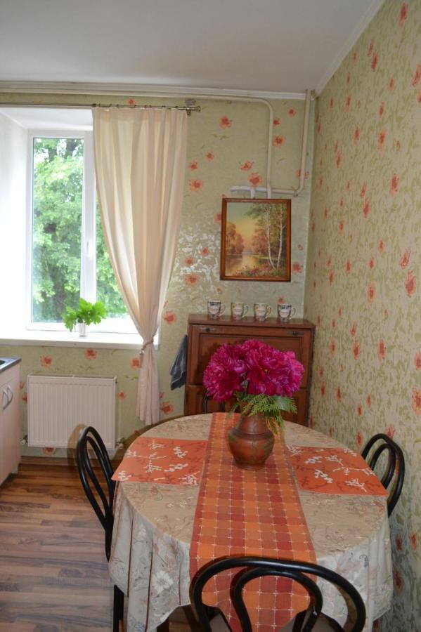 Квартира Двохкімнатна Фонтан Apartment Камианец-Подилский Екстериор снимка