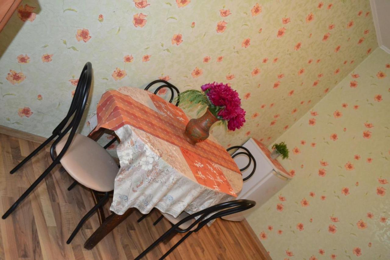 Квартира Двохкімнатна Фонтан Apartment Камианец-Подилский Екстериор снимка