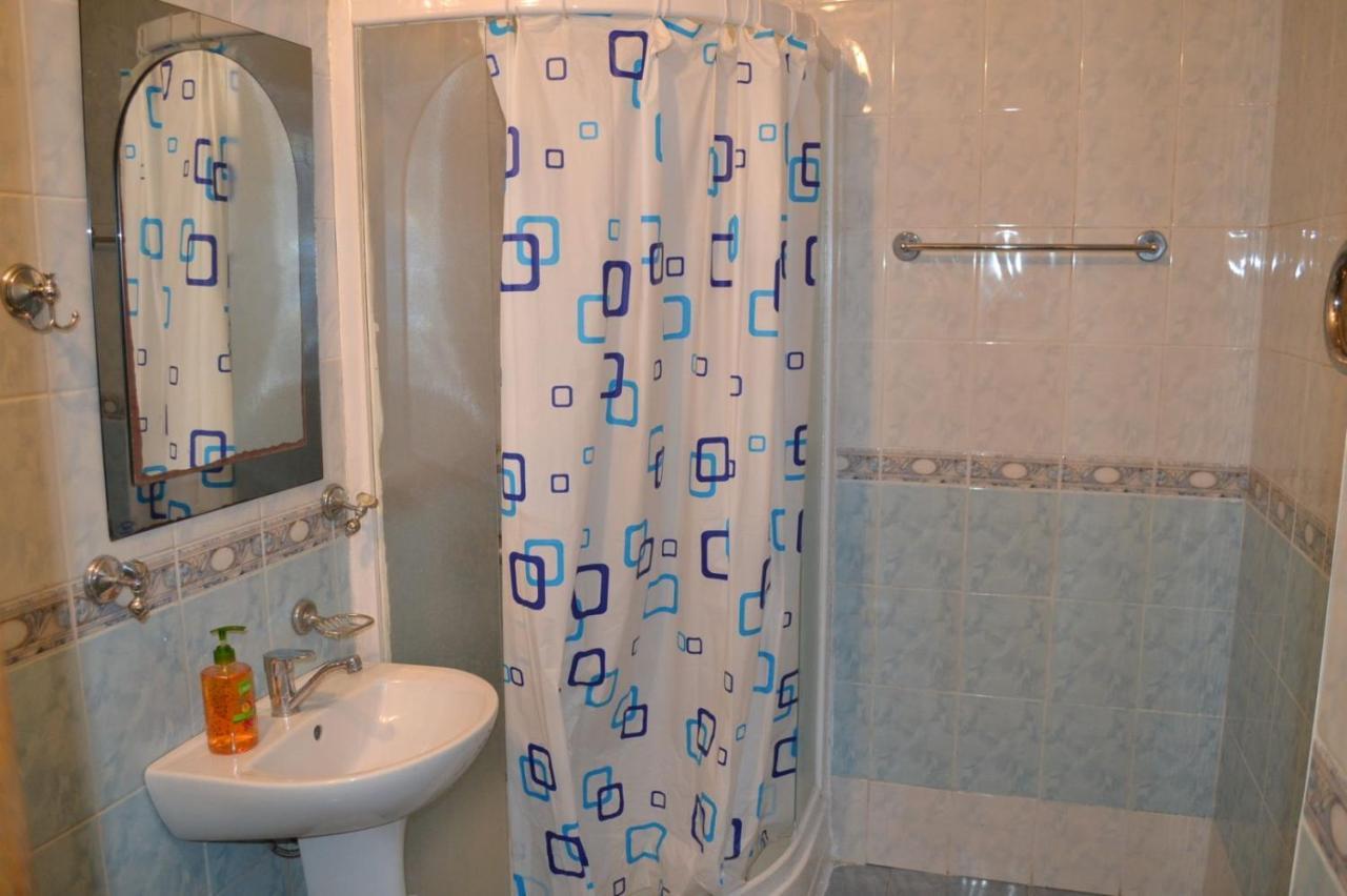 Квартира Двохкімнатна Фонтан Apartment Камианец-Подилский Екстериор снимка