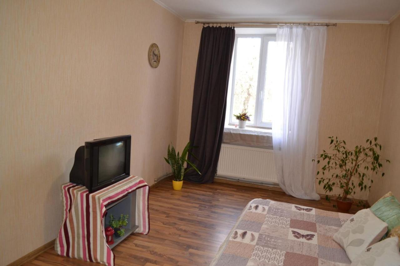 Квартира Двохкімнатна Фонтан Apartment Камианец-Подилский Екстериор снимка